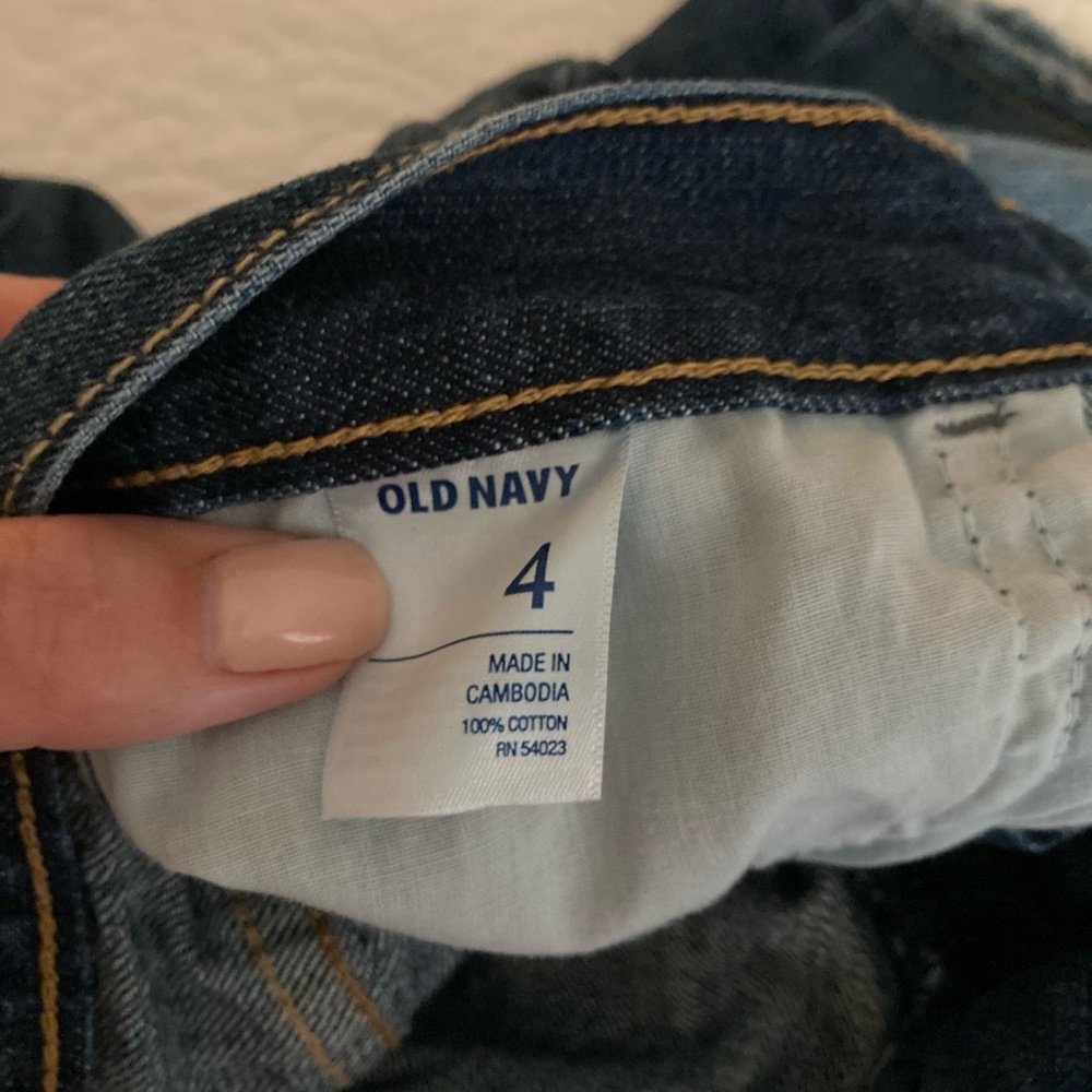 Old Navy Jean MIDI Shorts - Picture 5 of 5
